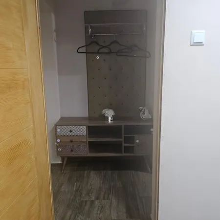 теяна * Trjavna